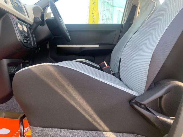 S 禁煙車 純正CDオーディオ AUX FM・AM ABS シートヒーター 横滑り防止機能 WSRSエアバッグ コンビニフック3KG キーレス エアコン パワーウインドウ パワステ UVカットガラス(37枚目)