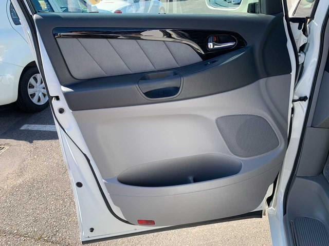 TOYOTA ALPHARD V AS PLATINUM SELECTION