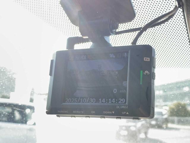 シエンタ ハイブリッド　ファンベースＧ　ワンオーナー　禁煙　ナビ　フルセグ　Ｂｌｕｅｔｏｏｔｈ　バックモニター　前後ドラレコ　両電スライド　クルコン　ＥＴＣ　セーフティセンス　オートハイビーム　ＬＥＤ　オートリトラミラー　プッシュスタート（7枚目）