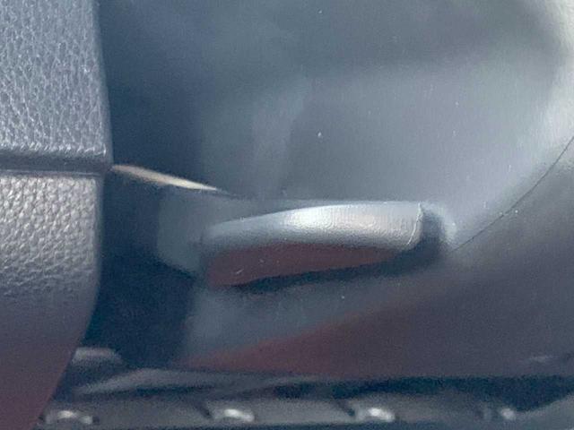 カローラスポーツ ハイブリッドＧ　Ｚ　モデリスタエアロ　ワンオーナー　禁煙　９インチナビ　フルセグ　Ｂｌｕｅｔｏｏｔｈ　バックモニター　ドラレコ　レーダー探知機　ＢＳＭ　レーダークルーズ　ＥＴＣ　ヘッドアップＤ　自動防眩ミラー　電子Ｐ（24枚目）