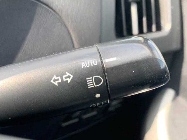 プリウス S 禁煙 ナビ フルセグ Bluetooth バックモニター オートライト HID プッシュスタート ETC テレスコピックステア WSRSエアバッグ 電動格納サイドミラー PWR・ECO・EVモード(20枚目)