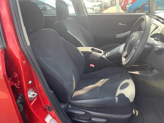 プリウス S 禁煙 ナビ フルセグ Bluetooth バックモニター オートライト HID プッシュスタート ETC テレスコピックステア WSRSエアバッグ 電動格納サイドミラー PWR・ECO・EVモード(41枚目)