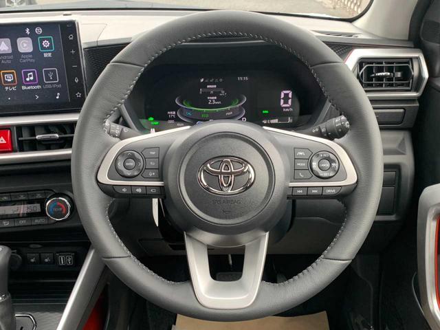 ライズ Z 登録済未使用車 9インチディスプレイオーディオ HDMI パノラマモニター BSM レーダークルーズ 前席シートヒーター セーフティセンス クリアランスソナー オートリトラミラー 電子パーキング(11枚目)