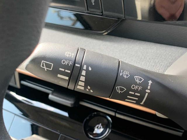 新品タイヤやスタッドレスタイヤのご希望の方は、お知らせ下さい。車種に合わせたサイズをお調べしてご提案させて頂きます。格好良いアルミホイールを付けたい方も大歓迎ですよ！