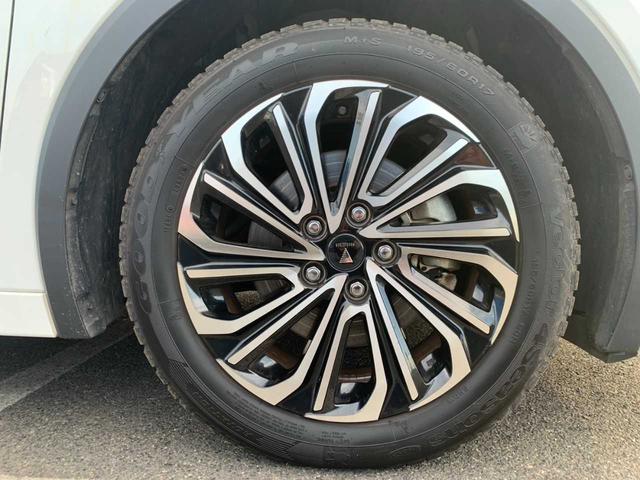 プリウス Ｘ　ワンオーナー　禁煙　モデリスタＡＷ　ナビ　フルセグ　Ｂｌｕｅｔｏｏｔｈ　バックモニター　前後ドラレコ　レーダークルーズ　ＥＴＣ　レーダー探知機　ＢＳＭ　ＡＣ１００Ｖ　レザー調シートカバー　オートＨＢ（52枚目）