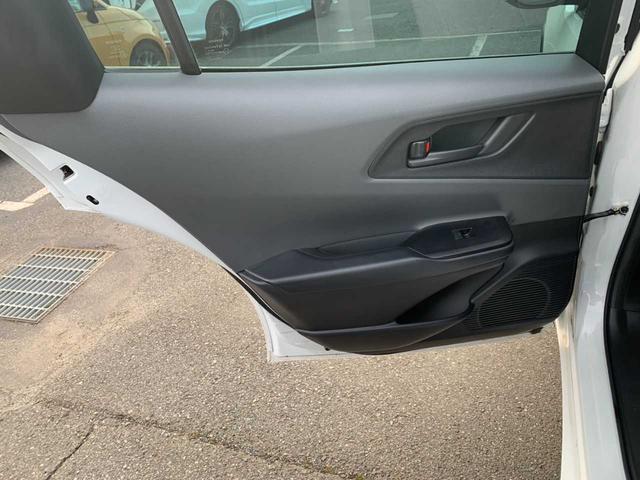 プリウス Ｘ　ワンオーナー　禁煙　モデリスタＡＷ　ナビ　フルセグ　Ｂｌｕｅｔｏｏｔｈ　バックモニター　前後ドラレコ　レーダークルーズ　ＥＴＣ　レーダー探知機　ＢＳＭ　ＡＣ１００Ｖ　レザー調シートカバー　オートＨＢ（62枚目）