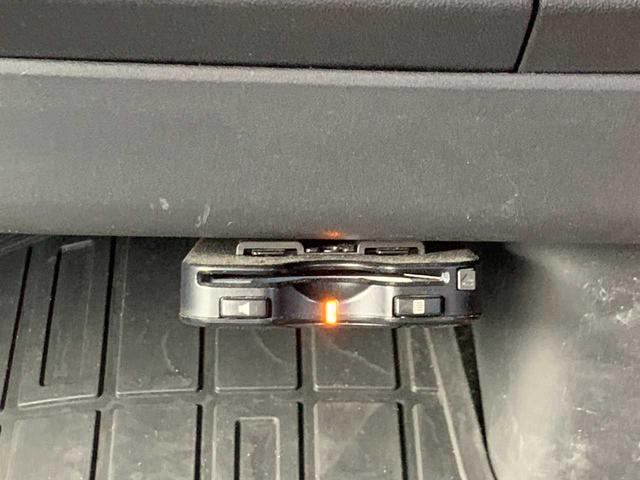 ハイエースバン ロングDX 禁煙 ETC キーレス ヘッドライトレベライザー SRSエアバッグ チルトステア パワーウインドウ 集中ドアロック 社外アルミホイール 間欠ワイパー リアワイパー フロントデフロスター リアガラス熱線(7枚目)