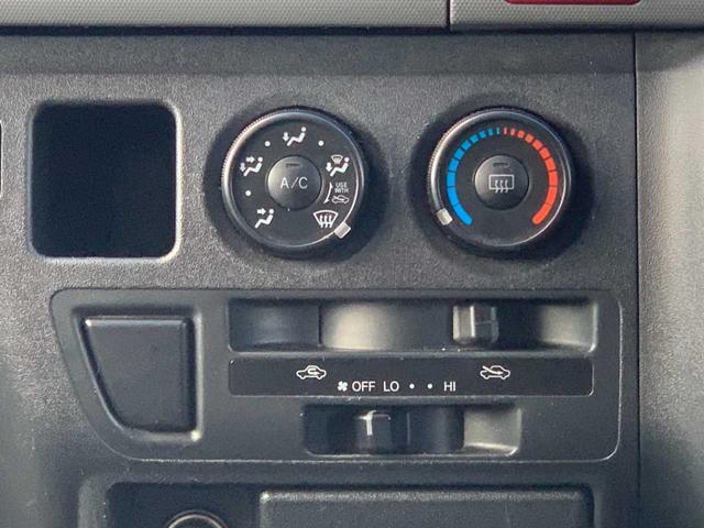 ハイエースバン ロングDX 禁煙 ETC キーレス ヘッドライトレベライザー SRSエアバッグ チルトステア パワーウインドウ 集中ドアロック 社外アルミホイール 間欠ワイパー リアワイパー フロントデフロスター リアガラス熱線(14枚目)