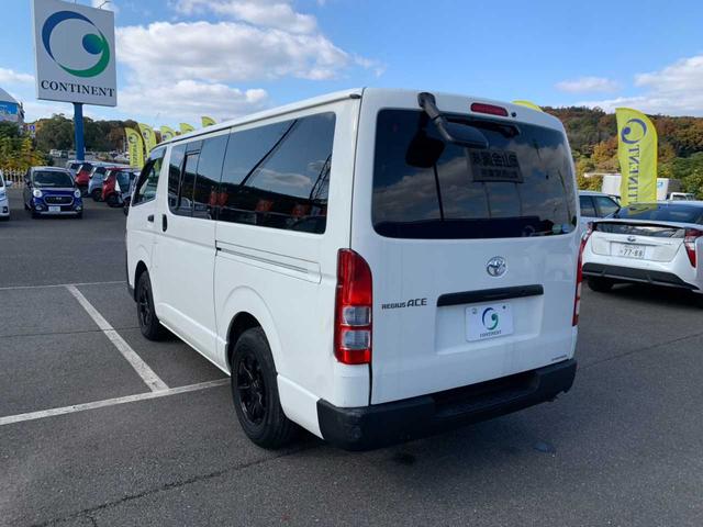 ハイエースバン ロングDX 禁煙 ETC キーレス ヘッドライトレベライザー SRSエアバッグ チルトステア パワーウインドウ 集中ドアロック 社外アルミホイール 間欠ワイパー リアワイパー フロントデフロスター リアガラス熱線(27枚目)