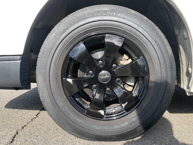 ハイエースバン ロングDX 禁煙 ETC キーレス ヘッドライトレベライザー SRSエアバッグ チルトステア パワーウインドウ 集中ドアロック 社外アルミホイール 間欠ワイパー リアワイパー フロントデフロスター リアガラス熱線(29枚目)