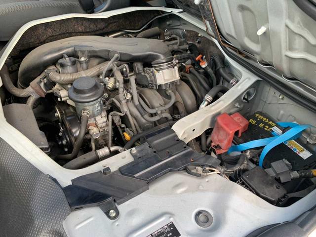 ハイエースバン ロングDX 禁煙 ETC キーレス ヘッドライトレベライザー SRSエアバッグ チルトステア パワーウインドウ 集中ドアロック 社外アルミホイール 間欠ワイパー リアワイパー フロントデフロスター リアガラス熱線(46枚目)