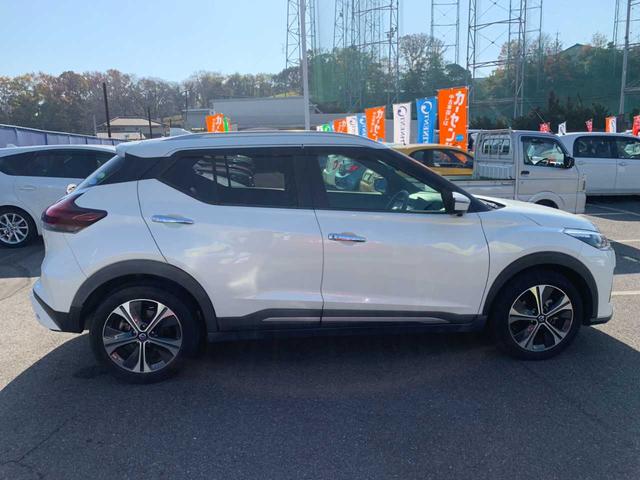 キックス Ｘ　禁煙　９インチナビ　フルセグ　Ｂｌｕｅｔｏｏｔｈ　アラウンドビュー　ドラレコ　スマートミラー　プロパイロット　ＥＴＣ　オートライト　ＬＥＤ　エマブレ　ステア・シートヒーター　電子パーキング　ＡＨＢ（39枚目）