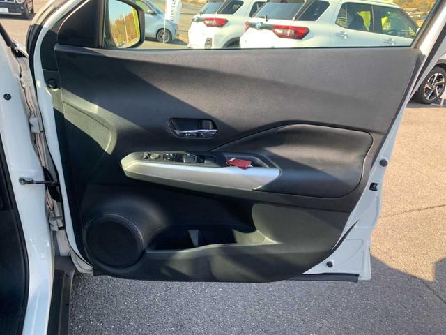 キックス Ｘ　禁煙　９インチナビ　フルセグ　Ｂｌｕｅｔｏｏｔｈ　アラウンドビュー　ドラレコ　スマートミラー　プロパイロット　ＥＴＣ　オートライト　ＬＥＤ　エマブレ　ステア・シートヒーター　電子パーキング　ＡＨＢ（50枚目）