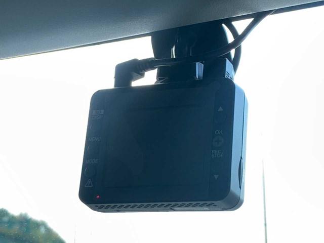 ハイゼットカーゴ クルーズ ワンオーナー 禁煙 ディスプレイオーディオ HDMI Bluetooth ドラレコ 衝突軽減 クリアランスソナー ETC オーバーヘッドコンソール キーレス 電格ミラー パワーウインドウ Aストップ(8枚目)