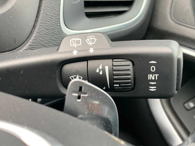 Ｖ４０ Ｄ４　禁煙　ナビ　フルセグ　Ｂｌｕｅｔｏｏｔｈ　バックモニター　前後ドラレコ　ブラックレザーシート　パワーシート　レーダークルーズ　ＥＴＣ　衝突軽減　レーンキープ　クリアランスソナー　ＢＳＭ　純正ＡＷ（22枚目）