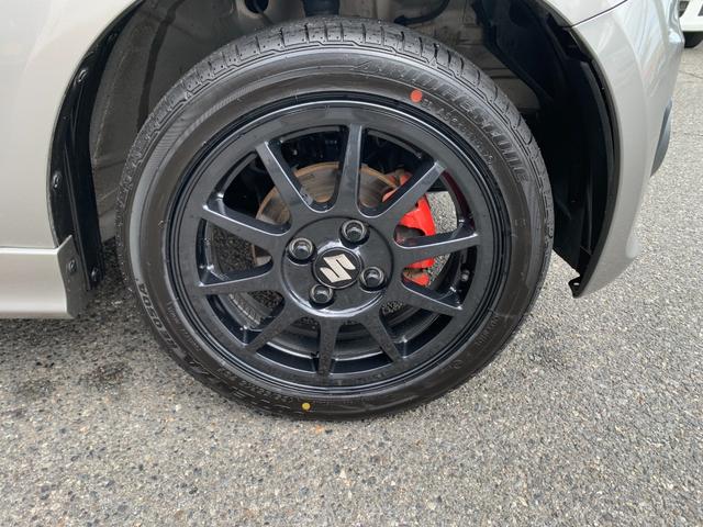 アルトワークス ベースグレード　純正ナビ　フルセグＴＶ　Ｂｌｕｅｔｏｏｔｈ　バックカメラ　ＥＴＣ　オートライト　オートエアコン　ドライブレコーダー　スマートキー　レカロシート　レザー調シートカバー　ＨＩＤヘッド　タイミングチェーン（42枚目）