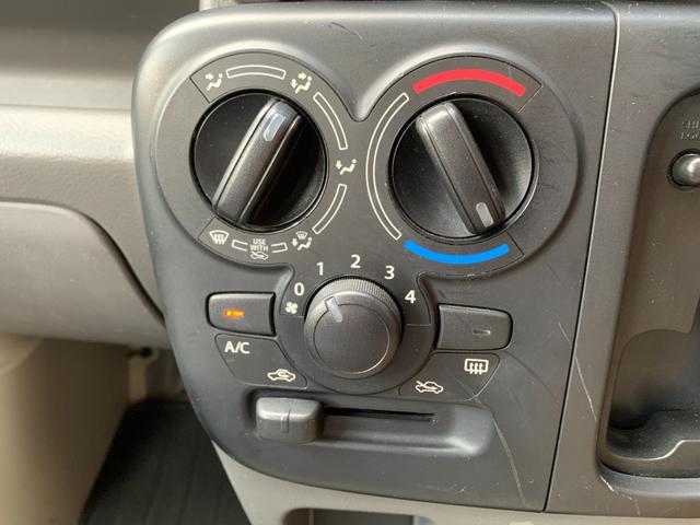 エブリイ 　４ＷＤ　車椅子移動車　スローパー　リモコン付き電動ウインチ　車椅子固定装置　助手席側リアシート　リアヒーター　キーレス　ＡＭＦＭラジオ　別ホイールスタッドレス　タイミングチェーンエンジン（12枚目）