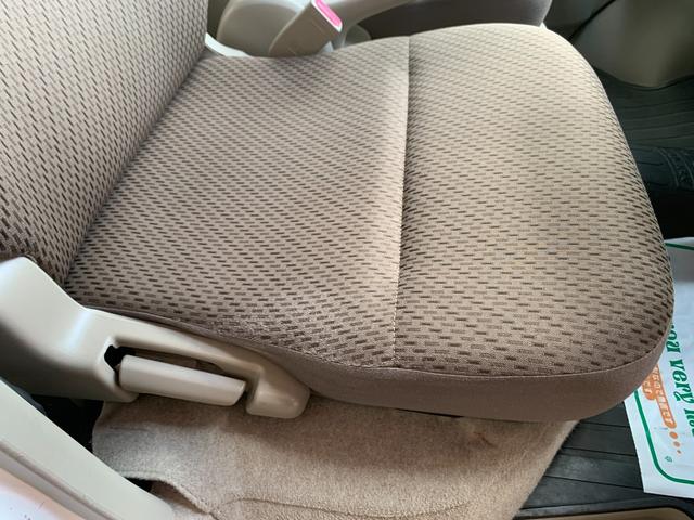 エブリイ 　４ＷＤ　車椅子移動車　スローパー　リモコン付き電動ウインチ　車椅子固定装置　助手席側リアシート　リアヒーター　キーレス　ＡＭＦＭラジオ　別ホイールスタッドレス　タイミングチェーンエンジン（28枚目）