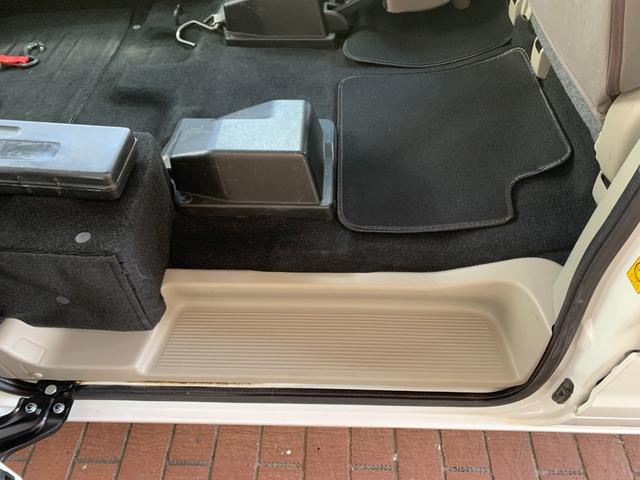 エブリイ 　４ＷＤ　車椅子移動車　スローパー　リモコン付き電動ウインチ　車椅子固定装置　助手席側リアシート　リアヒーター　キーレス　ＡＭＦＭラジオ　別ホイールスタッドレス　タイミングチェーンエンジン（31枚目）