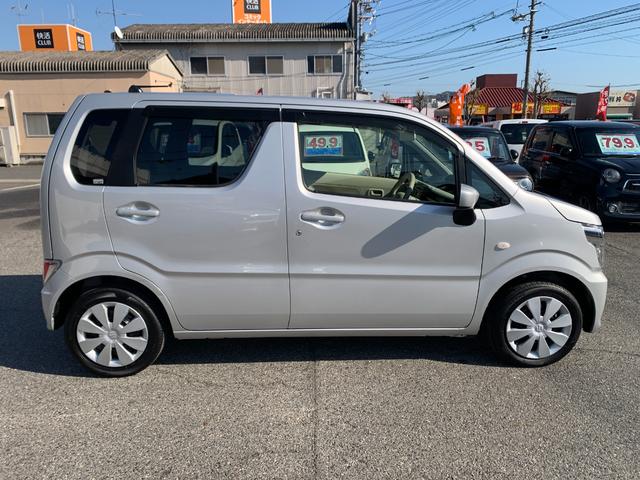 ワゴンＲ ＦＡ　５速マニュアル　純正オーディオ　ＡＵＸ入力　キーレス　電動格納ドアミラー　横滑り防止装置　フロアマット　ドアバイザー　タイミングチェーンエンジン　走行３１２００ｋｍ（5枚目）