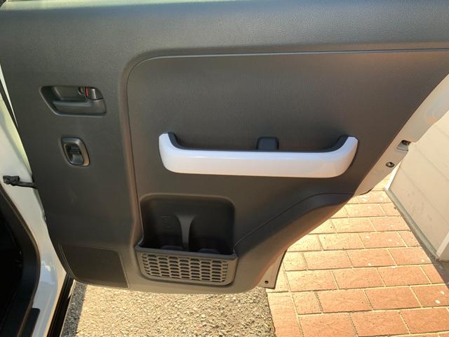 ハスラー G 5速マニュアル 外品オーディオ USB入力 AUX入力 オートエアコン キーレス 電動格納ドアミラー 運転席シートヒーター フォグランプ フロアマット タイミングチェーン アイドリングストップ(26枚目)