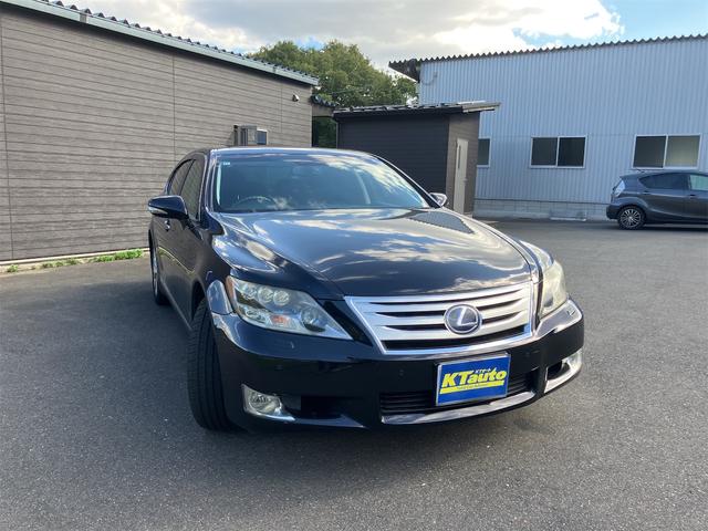 ＬＳ ＬＳ６００ｈ　Ｉパッケージ　４ＷＤ　ＥＴＣ　クリアランスソナー　オートクルーズコントロール　バックカメラ　ナビ　アルミホイール　ＬＥＤヘッドランプ　ＣＶＴ　シートヒーター　シートエアコン　スマートキー　アイドリングストップ（15枚目）
