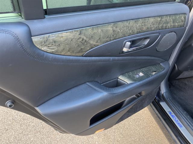 ＬＳ ＬＳ６００ｈ　Ｉパッケージ　４ＷＤ　ＥＴＣ　クリアランスソナー　オートクルーズコントロール　バックカメラ　ナビ　アルミホイール　ＬＥＤヘッドランプ　ＣＶＴ　シートヒーター　シートエアコン　スマートキー　アイドリングストップ（22枚目）