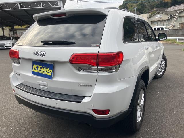 ジープ・グランドチェロキー ラレード 4WD ドライブレコーダー バックカメラ クリアランスソナー オートクルーズコントロール ナビ HID アルミホイール スマートキー アイドリングストップ AT 盗難防止システム Bluetooth(16枚目)