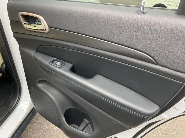 ジープ・グランドチェロキー ラレード 4WD ドライブレコーダー バックカメラ クリアランスソナー オートクルーズコントロール ナビ HID アルミホイール スマートキー アイドリングストップ AT 盗難防止システム Bluetooth(23枚目)