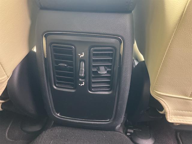 ジープ・グランドチェロキー ラレード 4WD ドライブレコーダー バックカメラ クリアランスソナー オートクルーズコントロール ナビ HID アルミホイール スマートキー アイドリングストップ AT 盗難防止システム Bluetooth(26枚目)