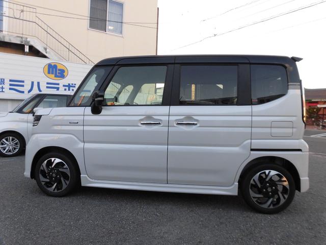 スペーシアカスタム ハイブリッドXSターボ ハイブリッドXSターボ(4名) 【届出済未使用車】全方位カメラ付純正ナビ&フルセグTV スズキコネクト対応車 電子パーキング ステアリングヒーター シートヒーター 両側電動スライドドア スマートキー(8枚目)