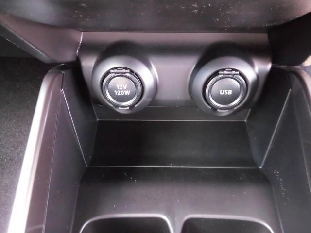 スイフトスポーツ ＺＣ３３Ｓ　ファイナルエディション　スポーツ　特別仕様車　ＺＣ３３Ｓファイナルエディション　全方位モニター用カメラパッケージ装着車　パールホワイト＆ブロックツートンカラー　６速ＡＴ　スマートキー　プッシュスタート（16枚目）