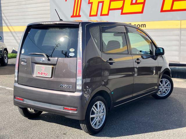 ムーヴ カスタム　Ｘ　エアコン　パワーステアリング　パワーウインドウ　運転席エアバッグ　助手席エアバッグ　ＡＢＳ　スマートキー　電動格納ミラー　ＨＩＤ　ＥＴＣ　１４インチアルミ　ＨＤＤナビ　フルセグ　ＣＤ　ＤＶＤ再生（4枚目）
