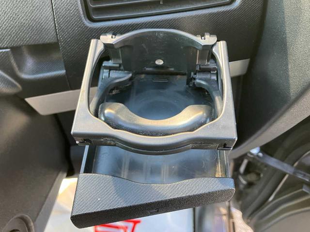 ムーヴ カスタム　Ｘ　エアコン　パワーステアリング　パワーウインドウ　運転席エアバッグ　助手席エアバッグ　ＡＢＳ　スマートキー　電動格納ミラー　ＨＩＤ　ＥＴＣ　１４インチアルミ　ＨＤＤナビ　フルセグ　ＣＤ　ＤＶＤ再生（61枚目）