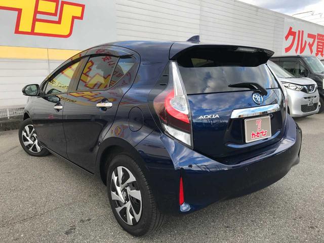 アクア Ｓスタイルブラック　衝突被害軽減システム　全周囲カメラ　ＥＳＣ　クリアランスソナー　ＬＥＤヘッドランプ　オートライト　スマートキー　メモリーナビ　フルセグ　ＣＤ　ＤＶＤ再生　Ｂｌｕｅｔｏｏｔｈ接続　禁煙車　ワンオーナー（5枚目）