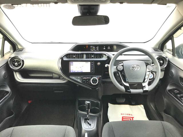 アクア Ｓスタイルブラック　衝突被害軽減システム　全周囲カメラ　ＥＳＣ　クリアランスソナー　ＬＥＤヘッドランプ　オートライト　スマートキー　メモリーナビ　フルセグ　ＣＤ　ＤＶＤ再生　Ｂｌｕｅｔｏｏｔｈ接続　禁煙車　ワンオーナー（6枚目）