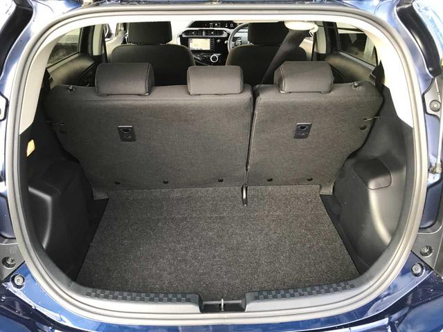 アクア Ｓスタイルブラック　衝突被害軽減システム　全周囲カメラ　ＥＳＣ　クリアランスソナー　ＬＥＤヘッドランプ　オートライト　スマートキー　メモリーナビ　フルセグ　ＣＤ　ＤＶＤ再生　Ｂｌｕｅｔｏｏｔｈ接続　禁煙車　ワンオーナー（44枚目）