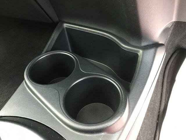 アクア Ｓスタイルブラック　衝突被害軽減システム　全周囲カメラ　ＥＳＣ　クリアランスソナー　ＬＥＤヘッドランプ　オートライト　スマートキー　メモリーナビ　フルセグ　ＣＤ　ＤＶＤ再生　Ｂｌｕｅｔｏｏｔｈ接続　禁煙車　ワンオーナー（61枚目）