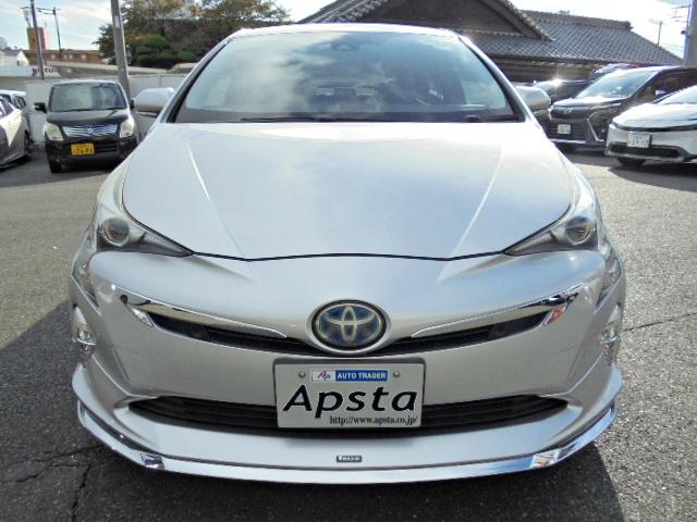 プリウス Ａプレミアム　ツーリングセレクション　４ＷＤモデル　１オーナー車　走行５２．４５９ｋｍ　車検令和９年３月　本革シート　モデリスタフルエアロ　純正９型ＳＤナビ　フルセグＴＶ　ＴＯＭ’Ｓスロットルコントローラー（6枚目）