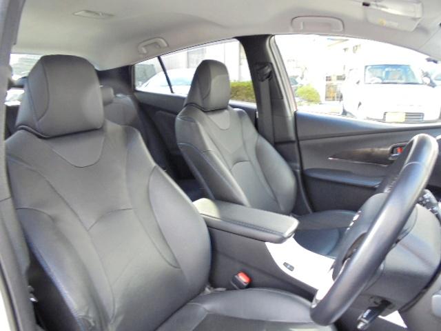 プリウス Ａプレミアム　ツーリングセレクション　４ＷＤモデル　１オーナー車　走行５２．４５９ｋｍ　車検令和９年３月　本革シート　モデリスタフルエアロ　純正９型ＳＤナビ　フルセグＴＶ　ＴＯＭ’Ｓスロットルコントローラー（28枚目）