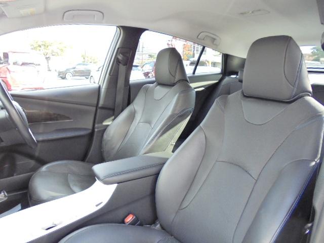 プリウス Ａプレミアム　ツーリングセレクション　４ＷＤモデル　１オーナー車　走行５２．４５９ｋｍ　車検令和９年３月　本革シート　モデリスタフルエアロ　純正９型ＳＤナビ　フルセグＴＶ　ＴＯＭ’Ｓスロットルコントローラー（29枚目）