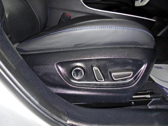 プリウス Ａプレミアム　ツーリングセレクション　４ＷＤモデル　１オーナー車　走行５２．４５９ｋｍ　車検令和９年３月　本革シート　モデリスタフルエアロ　純正９型ＳＤナビ　フルセグＴＶ　ＴＯＭ’Ｓスロットルコントローラー（37枚目）