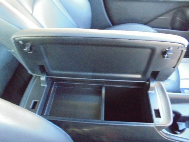 プリウス Sツーリングセレクション 1オーナー 7インチSDナビフルセグTV バックカメラ 前後ドライブレコーダー ETC 17インチアルミ スマートエントリー 走行30,258km 車検整備付(40枚目)