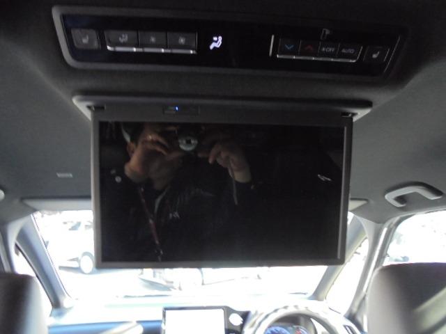 最新ナビ・ＥＴＣ・室内天吊りモニター・バックカメラ・ドライブレコードやスタッドレスタイヤなど、アフターパーツも取り扱っておりますのでお気軽にご相談ください♪