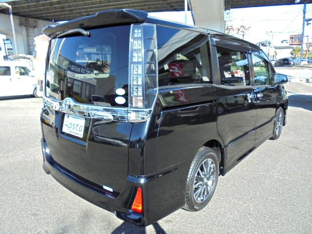ヴォクシー ＺＳ　煌ＩＩ　車検整備２年付　１オーナー車　走行５６．０３１ｋｍ　純正９型ＳＤナビ　フルセグＴＶ　リアカメラ　ＥＴＣ車載器　両側電動スライドドア　ＬＥＤヘッドライトライト（9枚目）