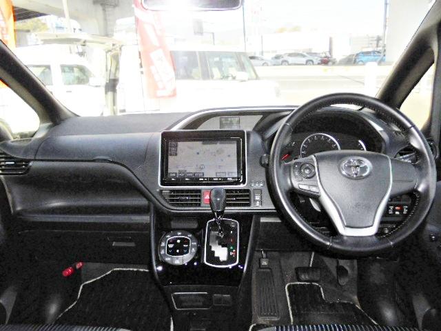 ヴォクシー ＺＳ　煌ＩＩ　車検整備２年付　１オーナー車　走行５６．０３１ｋｍ　純正９型ＳＤナビ　フルセグＴＶ　リアカメラ　ＥＴＣ車載器　両側電動スライドドア　ＬＥＤヘッドライトライト（18枚目）