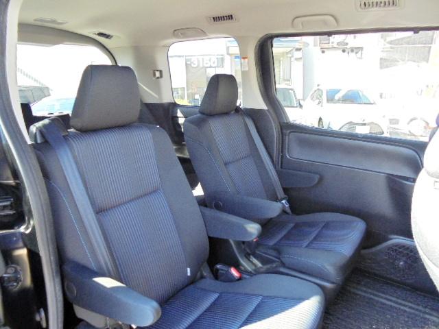 ヴォクシー ＺＳ　煌ＩＩ　車検整備２年付　１オーナー車　走行５６．０３１ｋｍ　純正９型ＳＤナビ　フルセグＴＶ　リアカメラ　ＥＴＣ車載器　両側電動スライドドア　ＬＥＤヘッドライトライト（26枚目）