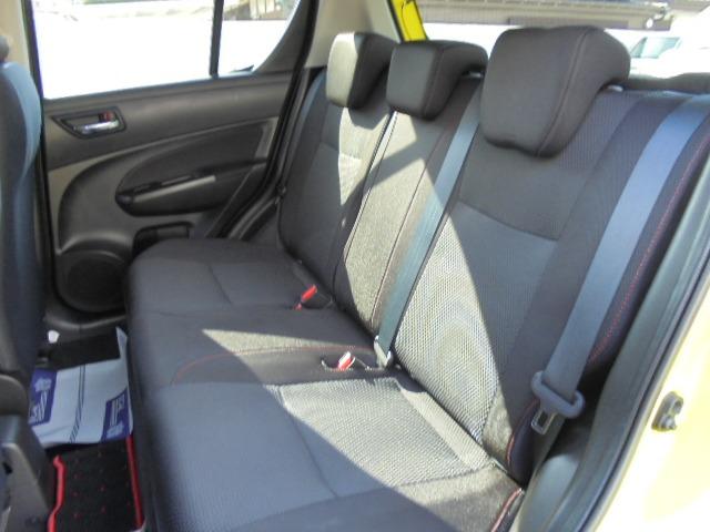 スイフトスポーツ ベースグレード　ディスチャージ装着車　ローダウン　レイズ１７インチアルミ　スズキスポーツマフラー　７インチＳＤナビフルセグＴＶ　ＥＴＣ　デジタルインナーミラー　走行６７，２２６ｋｍ　車検整備付き（20枚目）