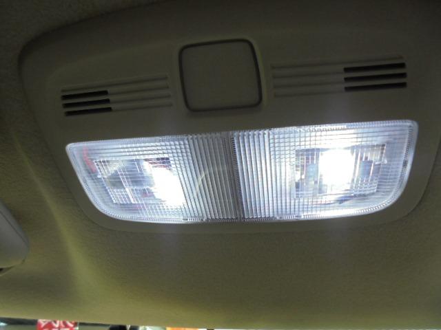 スイフトスポーツ ベースグレード　ディスチャージ装着車　ローダウン　レイズ１７インチアルミ　スズキスポーツマフラー　７インチＳＤナビフルセグＴＶ　ＥＴＣ　デジタルインナーミラー　走行６７，２２６ｋｍ　車検整備付き（39枚目）