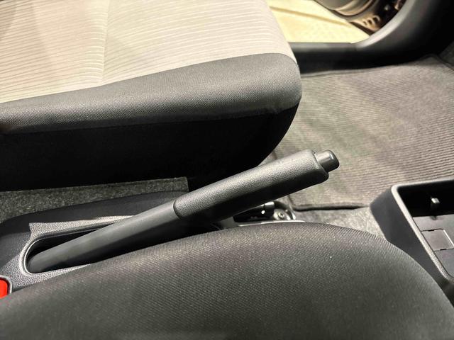 �T�C�h�u���[�L�͂�����݂̈����g���^�C�v